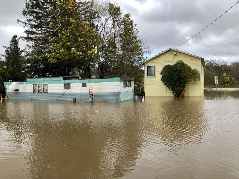 Flood Damage Restoration in Phoenix, AZ